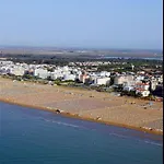 דירה Comfy In Lido Dei Pini - Beahost *
