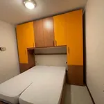 דירה Comfy In Lido Dei Pini - Beahost