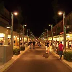 Comfy In Lido Dei Pini - Beahost דירה *