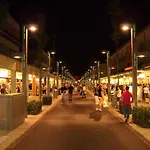 Comfy In Lido Dei Pini - Beahost * ביביונה
