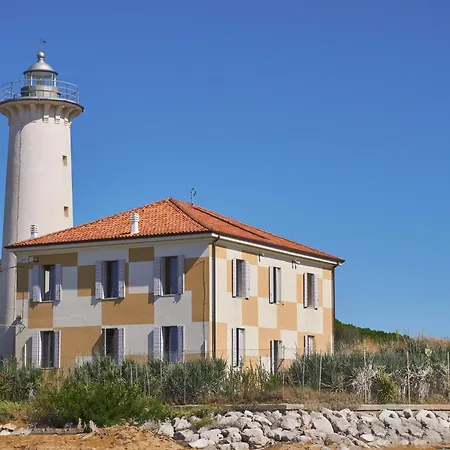 דירה Comfy In Lido Dei Pini - Beahost