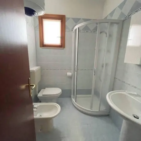 Comfy In Lido Dei Pini - Beahost *